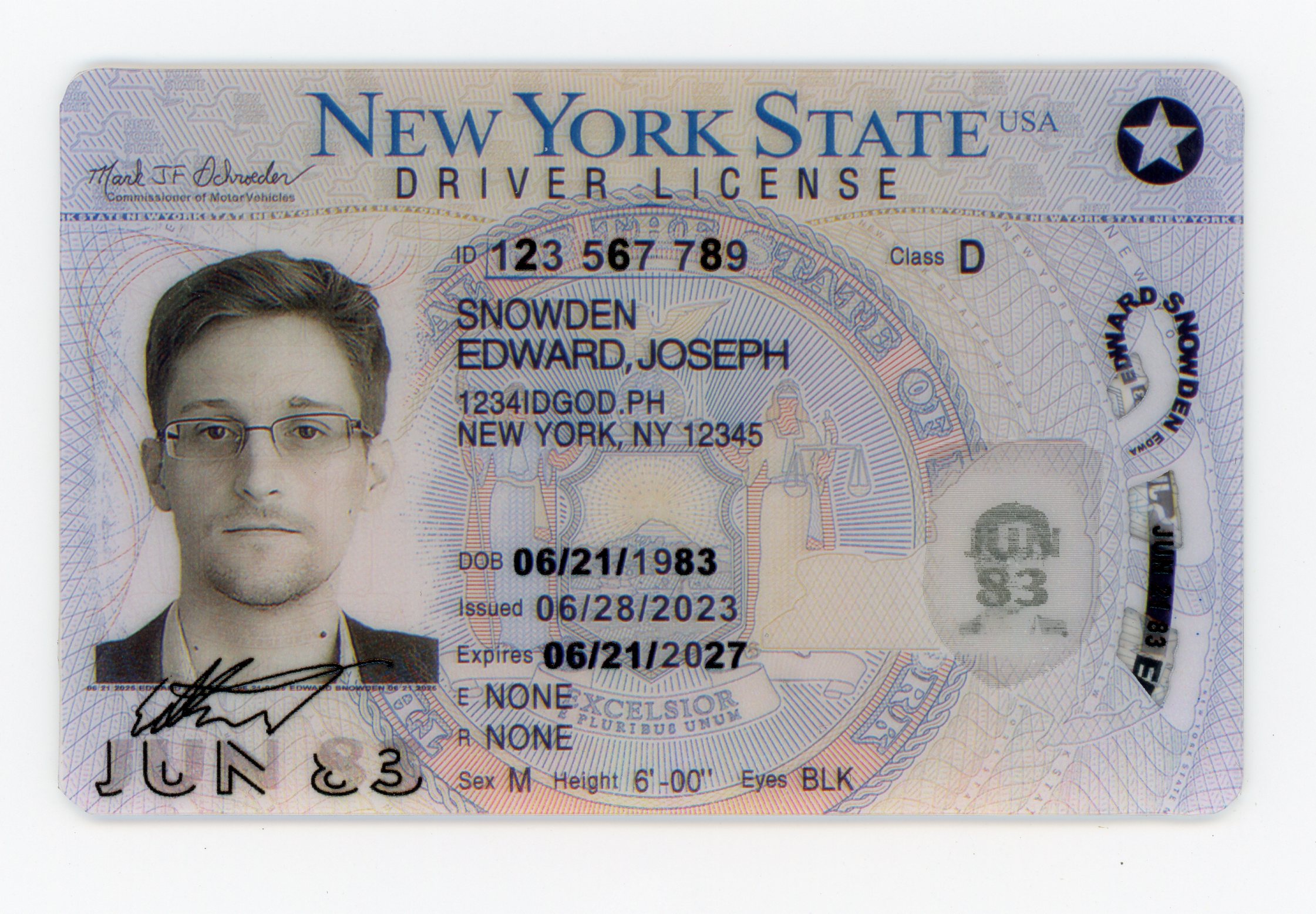 Premium New York Fake IDs with Holograms & UV Security